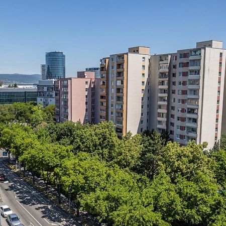 2 Room Apartment With Terrace, New Building, Jegeho Bratislava Luaran gambar